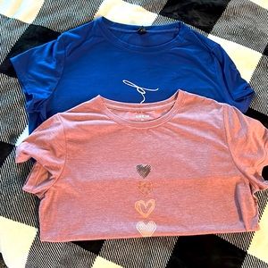 2 women’s XL tops NWT